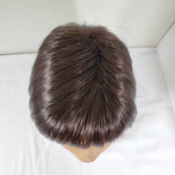 SOLD - The Wig Company Classic Chin-Length Flapper Bob with Bangs Dark Brown - Picture 9 of 16